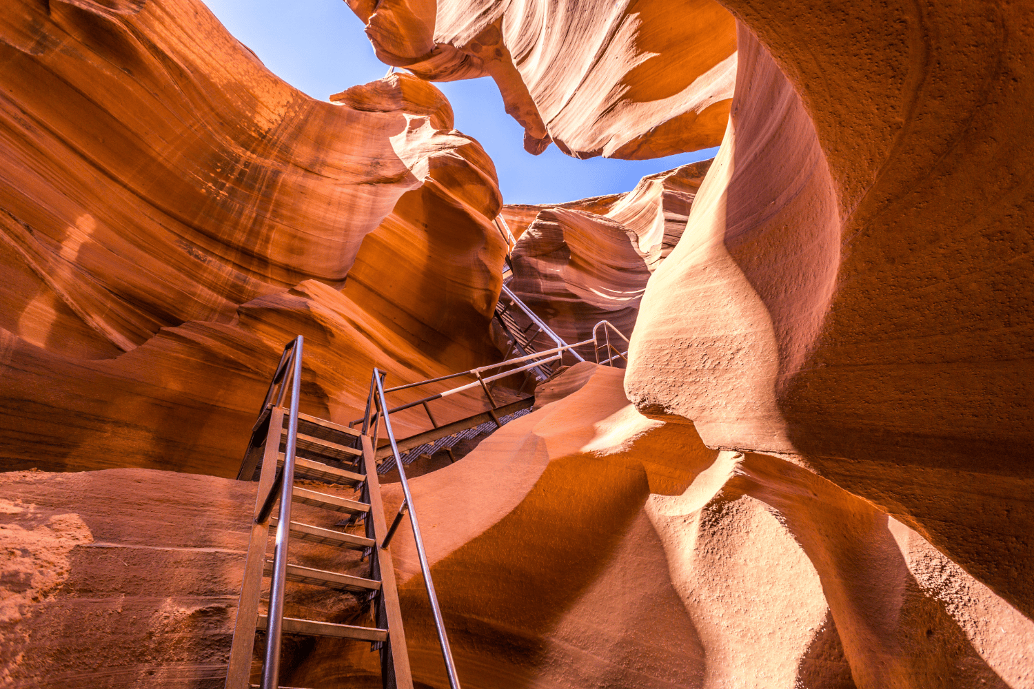 Bucket List Duo: Lower & Upper Antelope Canyon